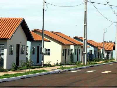 Entrega de 216 casas para famílias  de Arapongas. Residencial Arapongas III.
