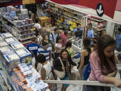 comercio_varejista_julho2016_2-470x314